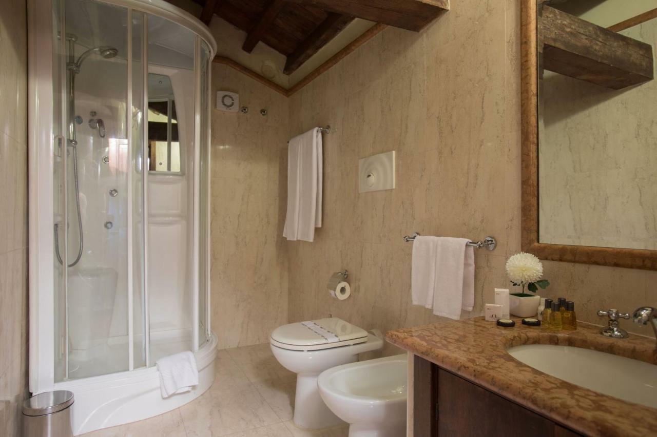 Castello Castriota Scanderbeg Bed & Breakfast