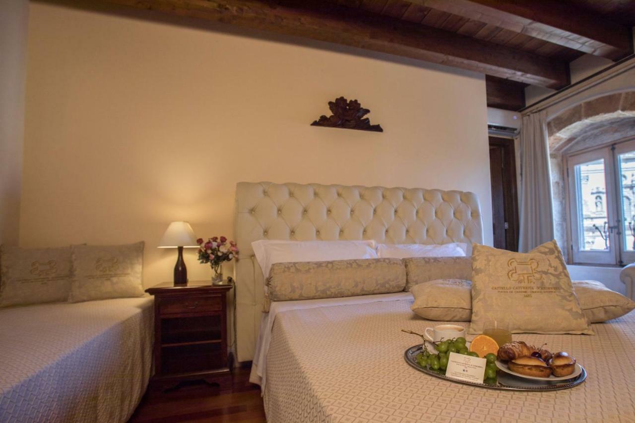 Bed & Breakfast Castello Castriota Scanderbeg *